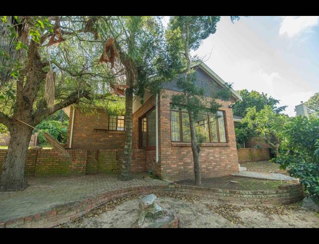 2 BEDROOM HOUSE FOR SALE IN WALMER